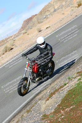 media/Feb-05-2023-Classic Track Day (Sun) [[c35aca4a42]]/Group 2/session 3 turn 13/